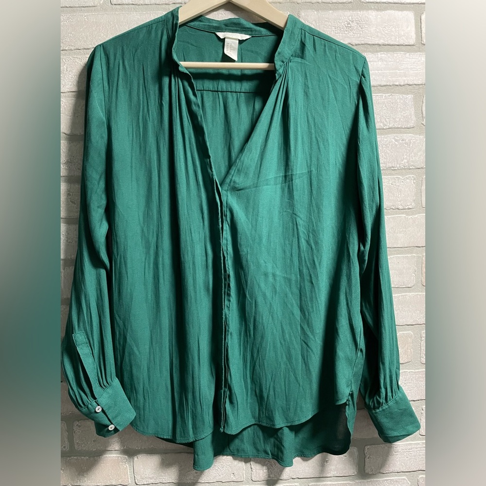 H&M Green blouse size 12